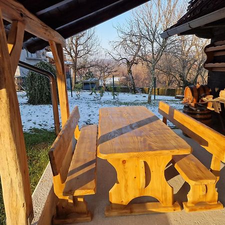 Holiday Home Hizica V Plavem Trnacu Gornja Stubica Eksteriør billede