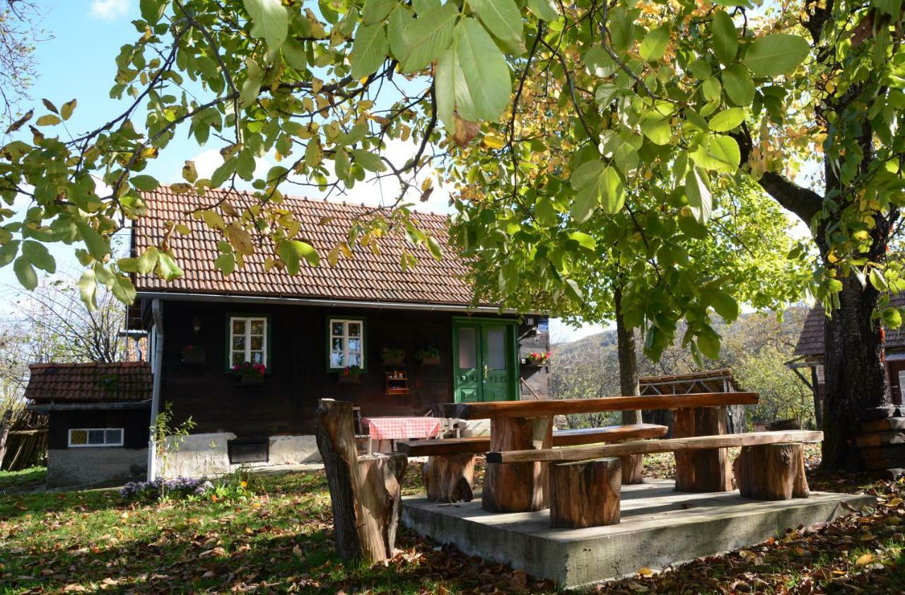 Holiday Home Hizica V Plavem Trnacu Gornja Stubica Eksteriør billede